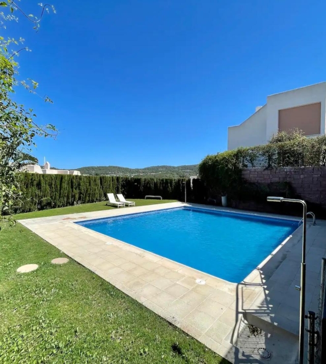 Resa Estates Ibiza te koop for sale townhouse cala tarida pool.jpeg